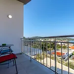 Brulo Apartment *