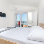 Brulo Apartment