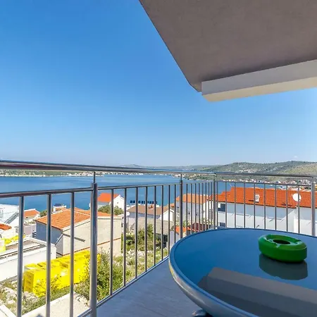 Brulo Apartment *